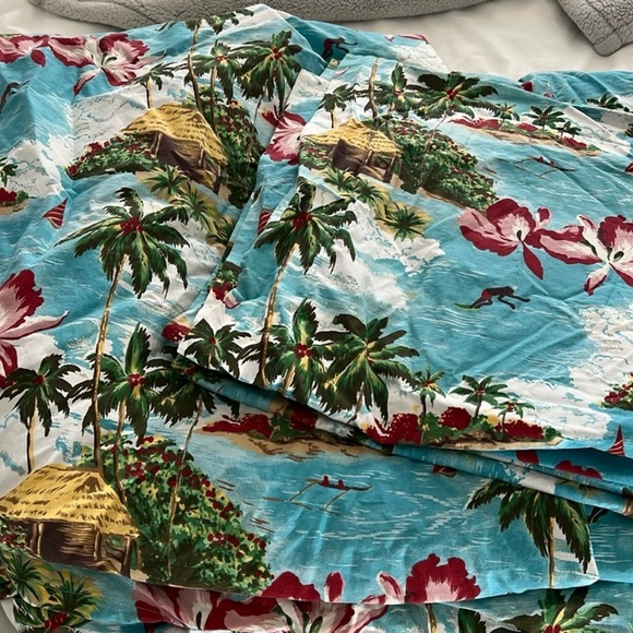 Pottery Barn Full Sheets and Shams - Picture 1 of 2